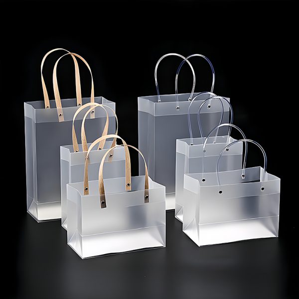 Customized PP Portable Frosted Bag with Plastic Handle Transparent PP Handbag for Gift Shopping