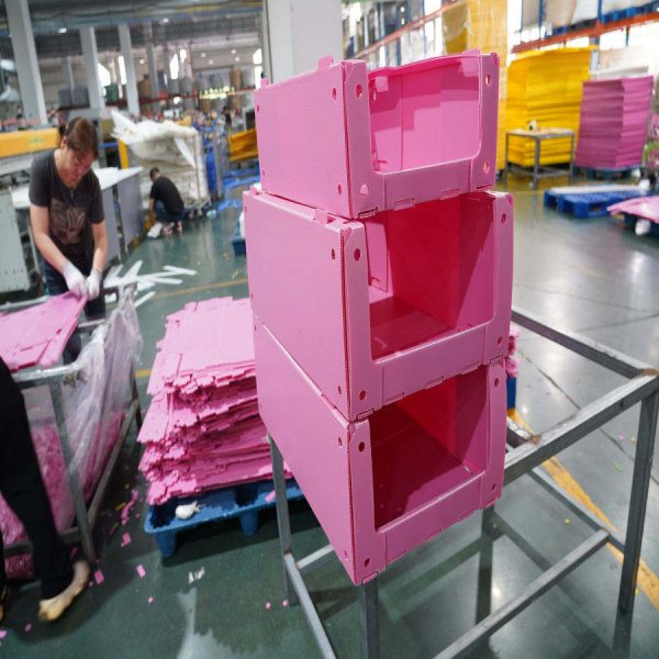 20260513_162255_048 High-strength Warehouse Corrugated Plastic Storage Picking Bins Stacking Stackable Pick Bins Boxes